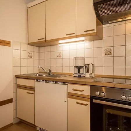 Risthof 4 Apartment *