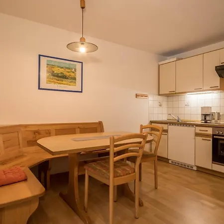 Apartment Risthof 4 Owingen